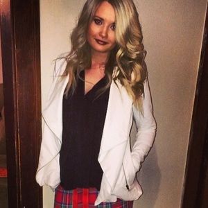 White cotton/spandex blend jacket